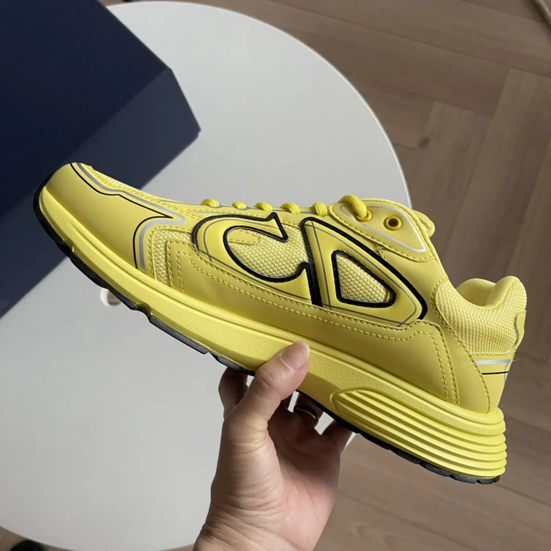 4D3C79F9