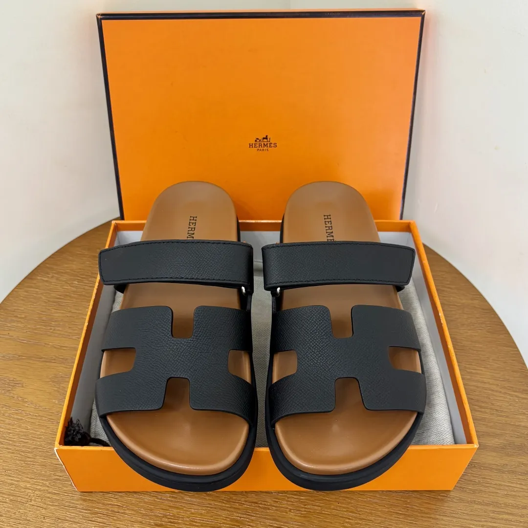 Chypre Sandal Noir Cognac Edition