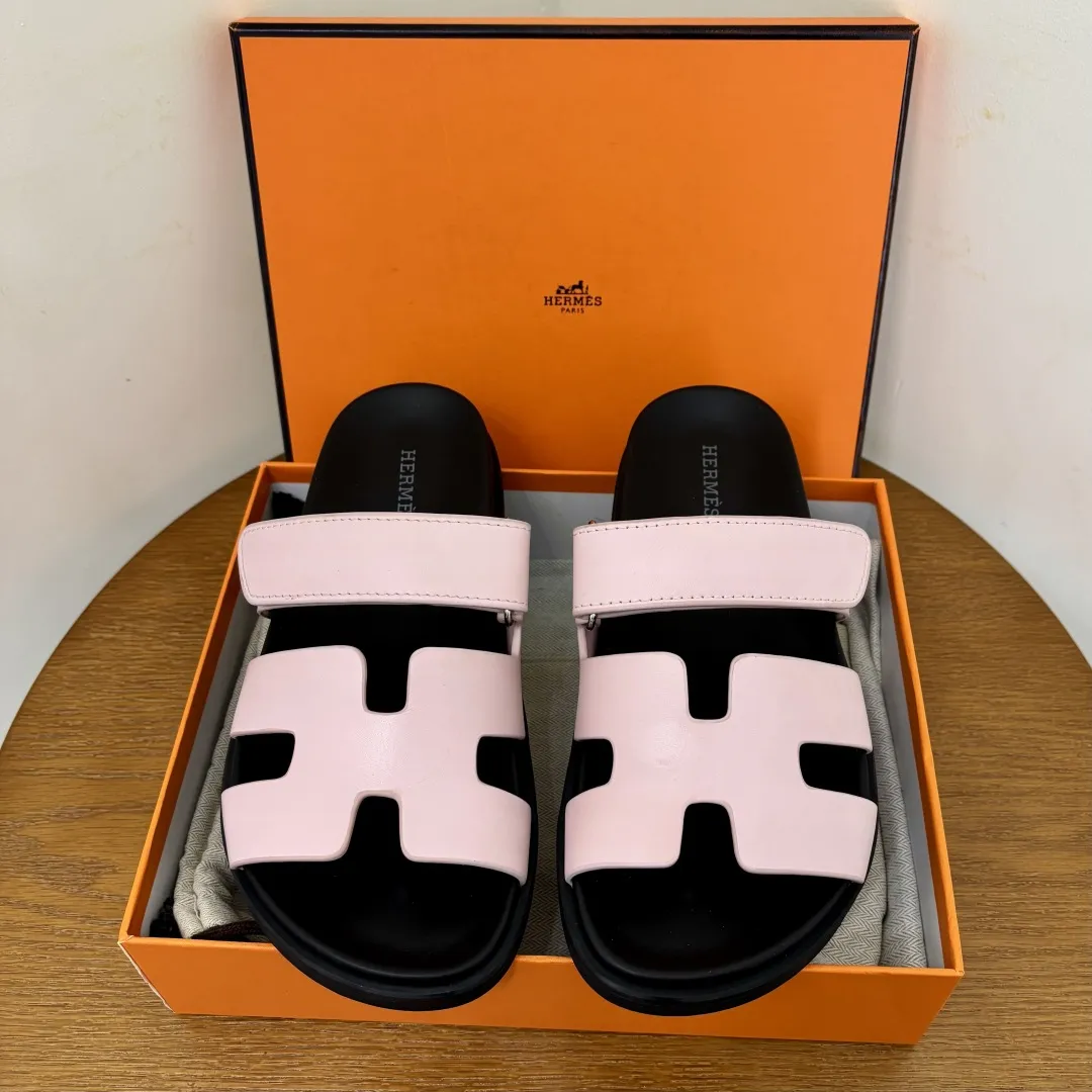Chypre Sandal Light Pink / Black