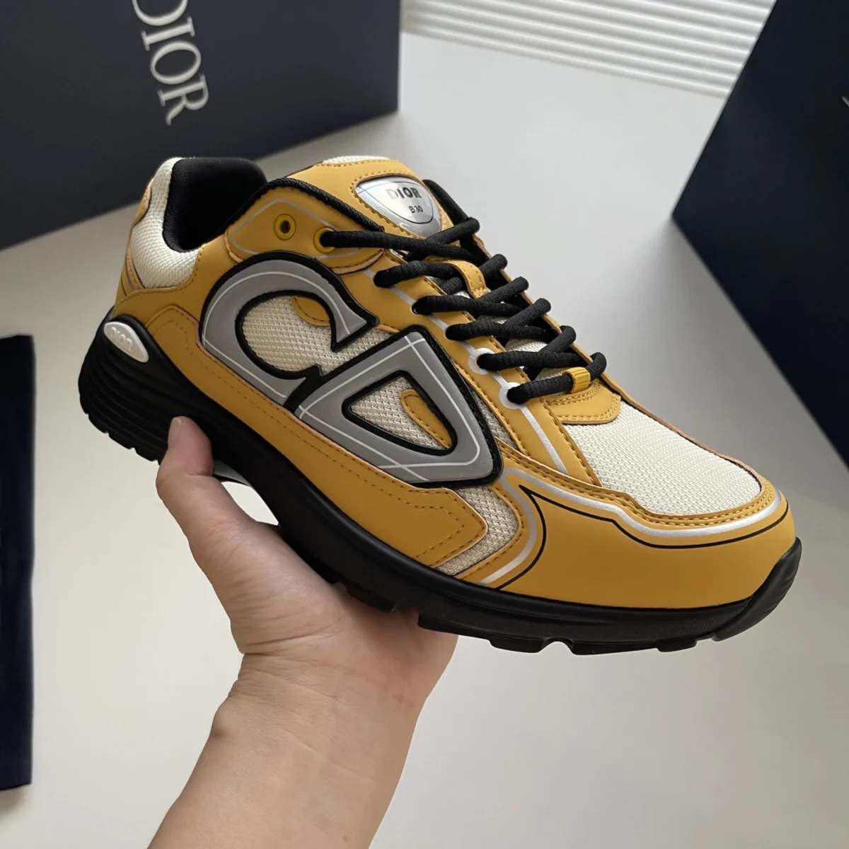 Men’s Countdown Sneaker Honey Blaze