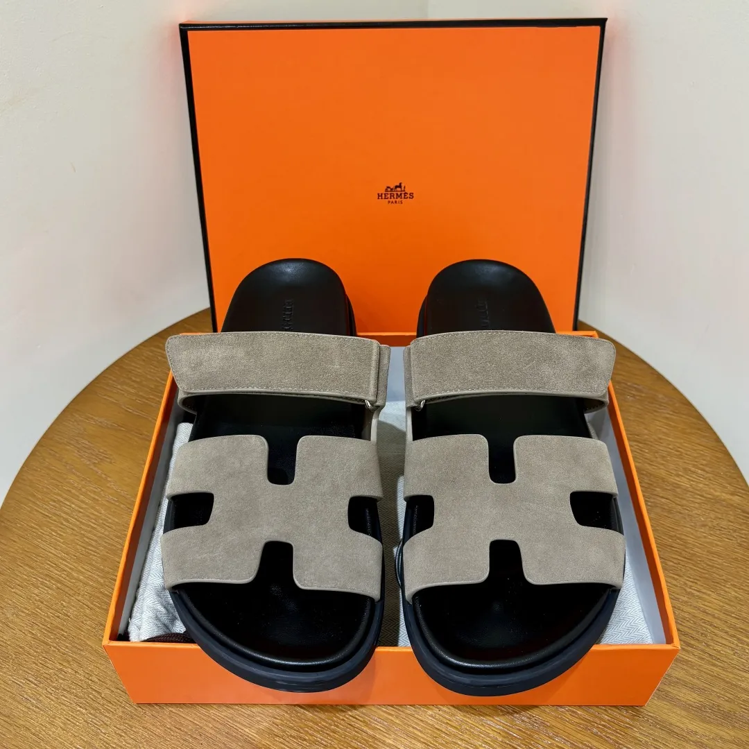 Chypre Sandal Etoupe Suede