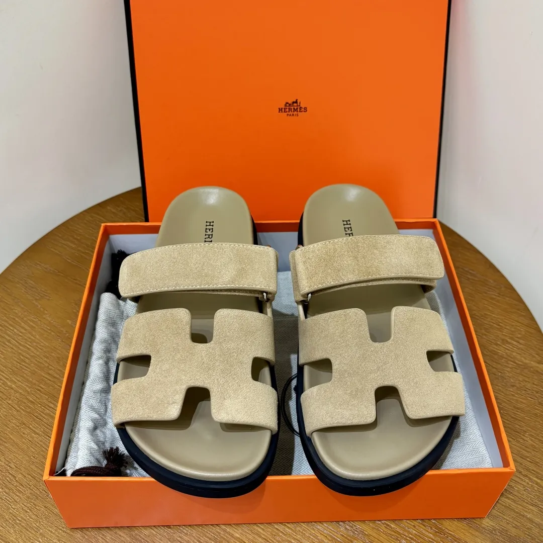 Chypre Sandal Sandstone Suede